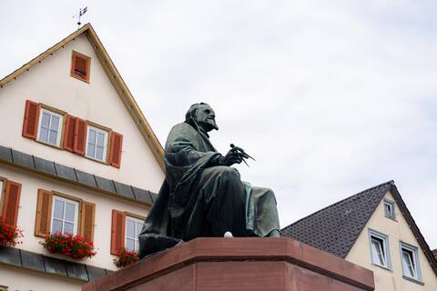 Das Johannes Kepler Denkmal auf dem Marktplatz