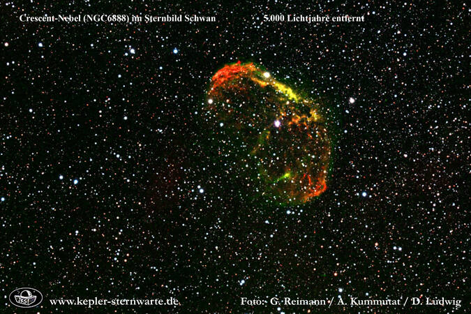 Crescent-Nebel (NGC6888) im Sternbild Schwan,  Reste eines erloschenen Sterns, 5000 Lichtjahre entfernt