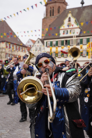 Mix-Tour spielt Guggenmusik am Narrensprung