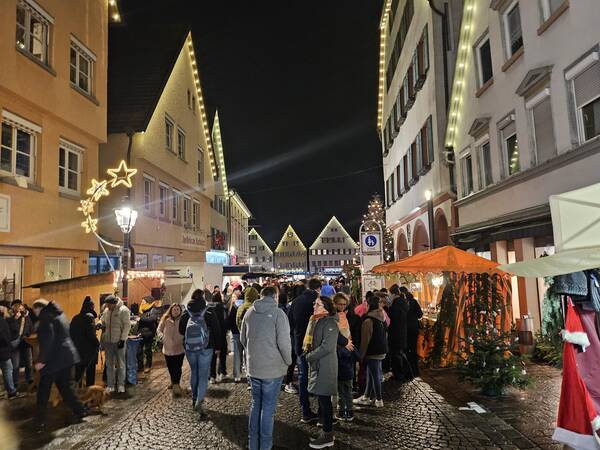 Weihnachtsmarkt auf der Stuttgarter Straße