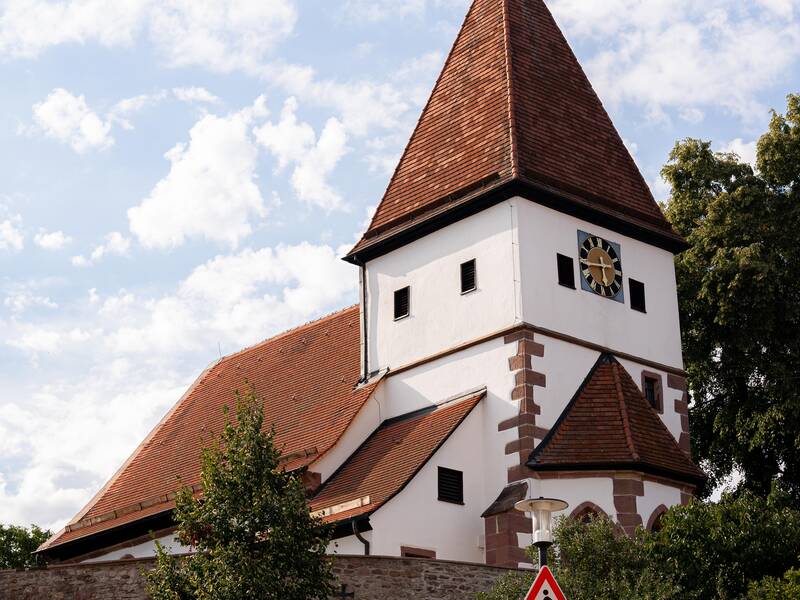 Eine Kirche.