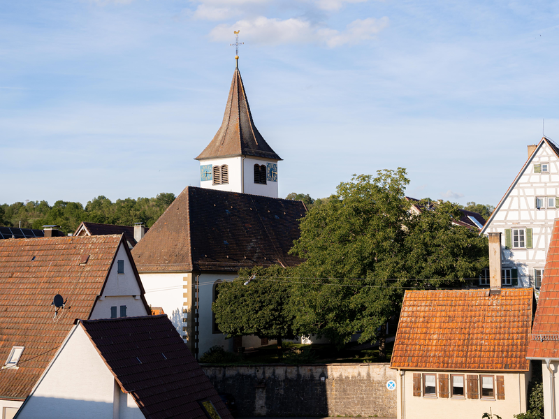 Eine Kirche.