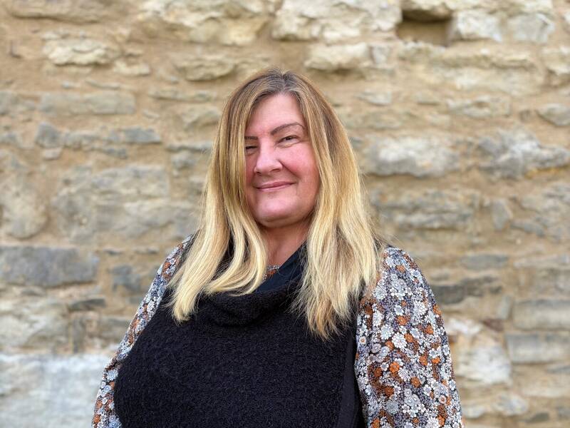 Portraitfoto von Sandra Toms 