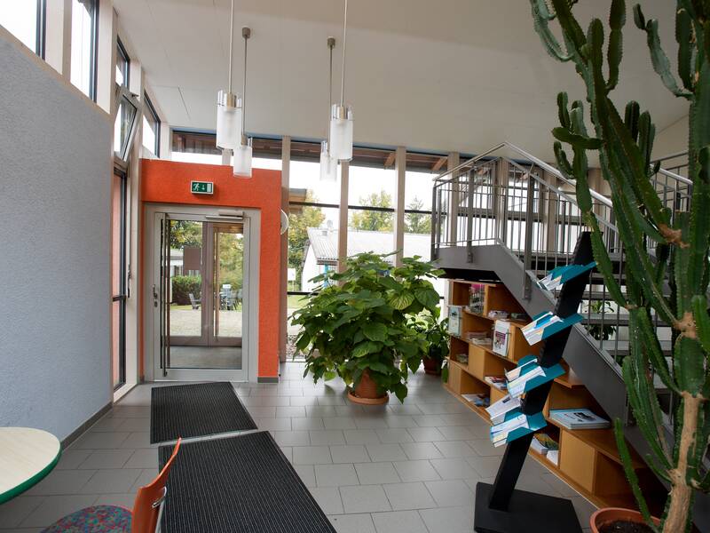 Der Eingangsbereich von der Landesakademie für Jugendbildung e. V. .